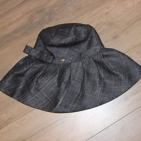 New Pilyq Dark Gray San Sebastián sun hat Subtle Check Pattern Bucket Hat OS - Picture 5 of 10
